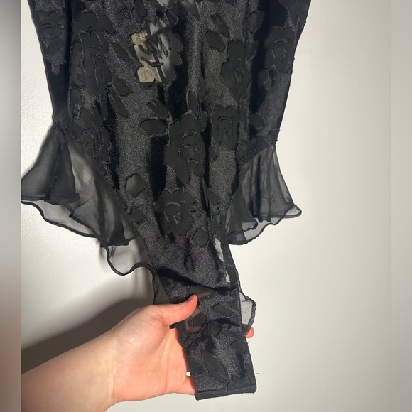 vintage victoria’s secret gold label black ruffle bodysuit size medium - Picture 4 of 8